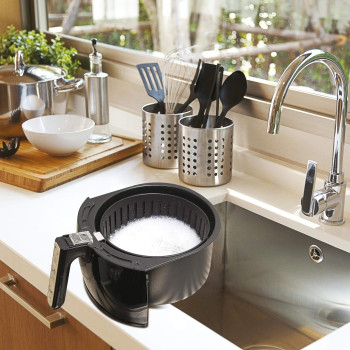 Black+Decker Digital Air Fryer, 1500W, 4L 1.2Kg, 360 Degree Hot Air Convection Technology, Temperature And Time Controller, Touch Digital Display, Frying Grilling, Roasting And Baking, A400-B5, 1 Year Warranty