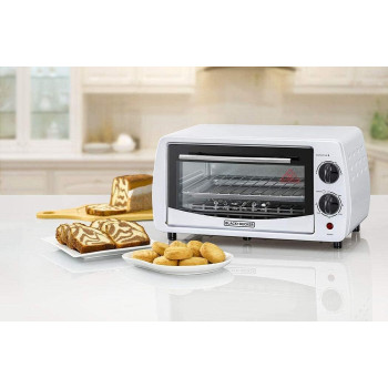Black+Decker 800W 9L Toaster Oven, 90-230 Degree Temp Setting Double Grill With Convection, Double Glass Door For Safety With Multiple Accessories, For Toasting Baking Broiling TRO9DG-B5, 1 Year Warranty