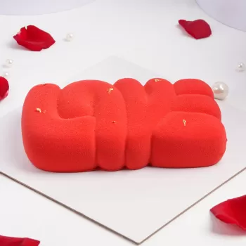 fnp Love Struck Red Velvet...