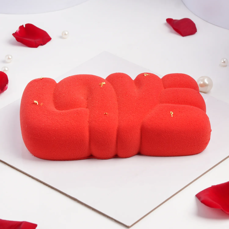 fnp Love Struck Red Velvet Cake