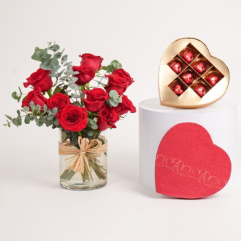 fnp Chocolate in Heart shape Box with Roses in vase
