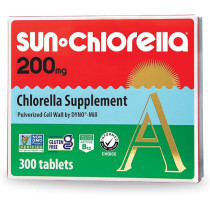 Sun Chlorella 200 mg Green Algae Superfood Supplement - Pulverized Cell Wall - Chlorophyll, CGF, Active B12, Iron, Protein - Non-GMO - 300 Tablets