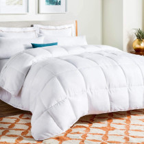 Deep Sleep White Stripe Microfiber Quilt 85 Gsm White (Twin - W 200 x L 135)