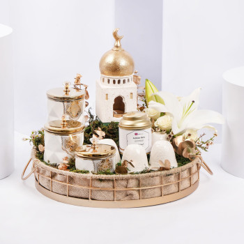 White Beauty Premium Hamper