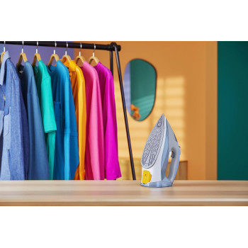 Philips Steam Iron, 2600W, Light Blue/Gray Colour