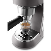 De'Longhi Dedica Metallics Coffee Machine Barista Pump Manual Espresso Maker With Milk Frother And Kit For Americano, Cappuccino, Latte, Macchiato Ec785.Gy Grey