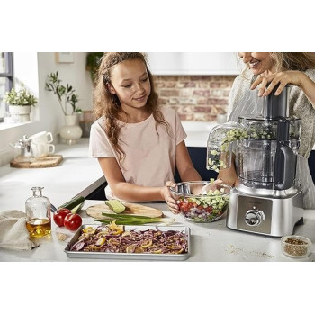 Kenwood 1000W Multi-Functional Food Processor With 3 Stainless Steel Disks, FDP65.880SI, Silver