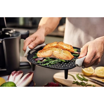 Philips XXL Connected Airfryer 2200W 2Kg/8.3L, Digital Auto-Cook Programs, Black Colour, HD9880/91