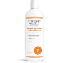 Synergy Labs Veterinary Formula Clinical Care Antiseptic/Antifungal Medicated Shampoo For Dogs/Cats, 473Ml