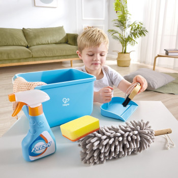 Hape Clean Up Bucket Set E3054
