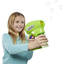 Gazillion Bubbles Battle Blaster 4Oz 36447