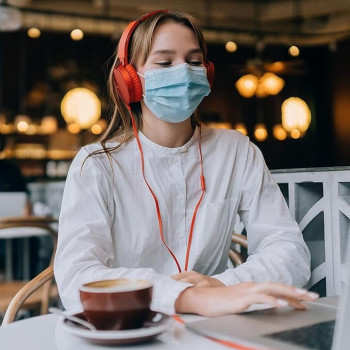 5-Piece Disposable Safety Mask With Elastic Earloop