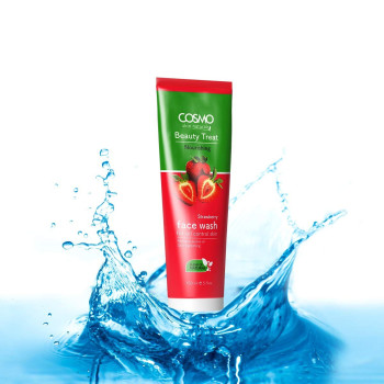 Cosmo Beauty Treat Strawberry Face Wash 150ml