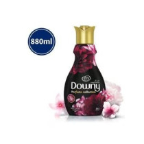 Downy Feel Energized Concentrate Fabric Softener 880 ml