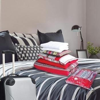 6-Piece Reusable Vacuum Pillow Compressed Organizer Set Clear Colour