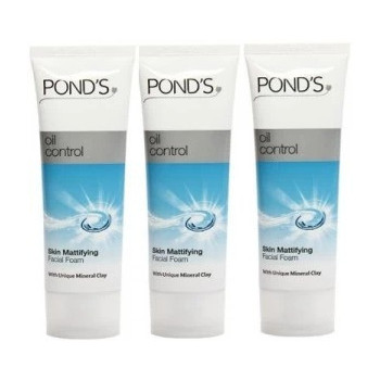 Pond'S Clear Balance Oil Control Skin Mattifying Facial Foam, 100G