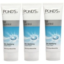 Pond'S Clear Balance Oil Control Skin Mattifying Facial Foam, 100G