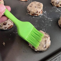 Small Barbecue Oil Brush Green Colour, 21Centimeter