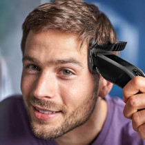 Philips HC5630 / 15 Series 5000 Hair Trimmer With 28 Length Settings, 3 Comb Attachments And Turbo Mode