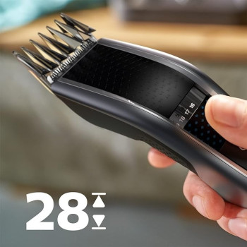 Philips HC5630 / 15 Series 5000 Hair Trimmer With 28 Length Settings, 3 Comb Attachments And Turbo Mode