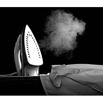 Gratus Steam Iron Ceramic Soleplate And Temperature Control, Blue Colour, GSI1200UC