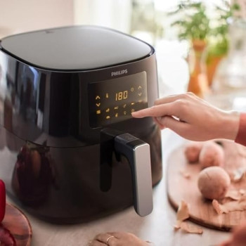 Philips Airfryer Essential, HD9270 / 70, Black Colour