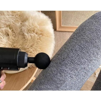 Huoqilin Fascial Gun Muscle Massager Handheld Deep Tissue Soothing Massager Electric Massager 4 Colors 4 Massage Heads, Colour Red