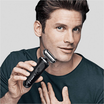 Braun Series 7 Shaver MDS7-70 Wet And Dry Shaver, Design Edition, Black Colour