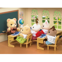 Sylvanian Families Country Tree School Gift Set, 5105