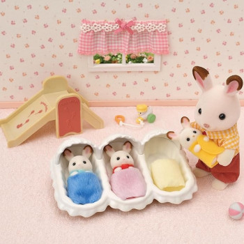 Sylvanian Families Triplets Care Set Playsets, 5532
