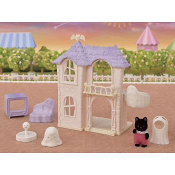 Sylvanian Families Spooky Surprise House, 5542