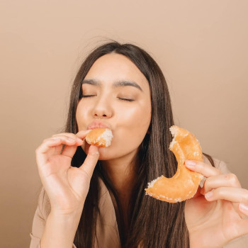 Ariete Electric Donut Maker With Non Stick Plate, Safety Lock, 700W, 7 Donuts At A Time, Party, Breakfast, Snacks