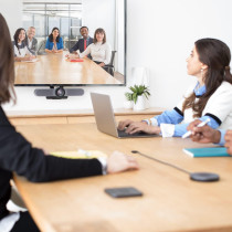 Logitech Meetup Conference Cam For Huddle Rooms Meeting With Bluetooth Speakers
