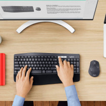 Logitech MK850 Multi-Device Wireless Keyboard And Mouse Combo, 2.4Ghz Bluetooth, Curved Keyframe And Mouse, 12 Programmable Keys, Pc/Mac, Intl, Ar