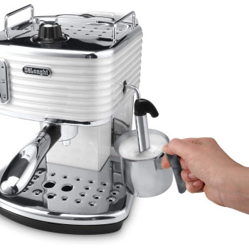 DeLonghi Scultura Pump Espresso Coffee Machine, White, ECZ351.W, 1 Year Warranty