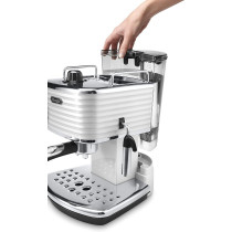 DeLonghi Scultura Pump Espresso Coffee Machine, White, ECZ351.W, 1 Year Warranty