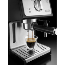 DeLonghi Traditional Barista Pump Espresso Machine, Coffee And Cappuccino Maker, Black, ECP35.31, 1 Year Warranty