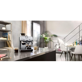 DeLonghi La Specialista Arte Bean To Cup Fully Automatic Coffee Machine With Built In Grinder, Americano, Cappuccino, Latte, Macchiato And Espresso Maker For Home And Office EC9155.MB Metalic, Black, 1 Year Warranty