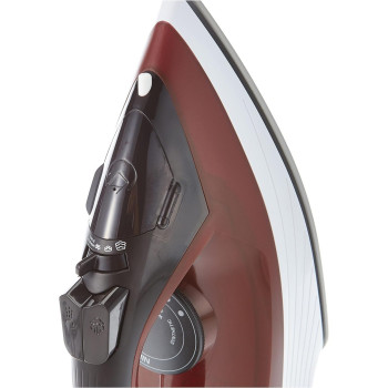 Black+Decker 1600W, 300ml, Steam Iron, Ceramic Coated Soleplate With Anti Calc, Drip, Self Clean And Auto Shutoff, Removes Stubborn Creases Quickly Easily, x1550-b5, 1 Year Warranty