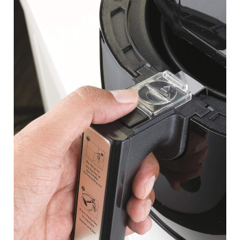 Black+Decker Manual Air Fryer Aerofry, 2.5 L, Black/Silver, Af200-B5, 1 Year Warranty