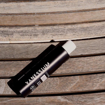 Vanessium Shampoo After Sun With Aloe Vera And Macadamia Extracts, 200 Ml