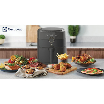 Electrolux 5L Air Fryer With Timer And Temperature Control For Frying Without Oil, Roasting, Grilling And Baking, Rapid Hot Air Technology, Dishwasher Safe Detachable Basket For Easy Cleaning, Black, E6AF1-520K, 1 Year Warranty