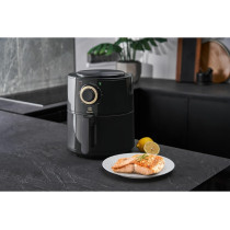 Electrolux 3L Air Fryer With Timer And Temperature Control For Frying Without Oil, Roasting, Grilling And Baking, Rapid Hot Air Technology, Dishwasher Safe Detachable Basket For Easy Cleaning, Black, E6AF1-220K, 1 Year Warranty