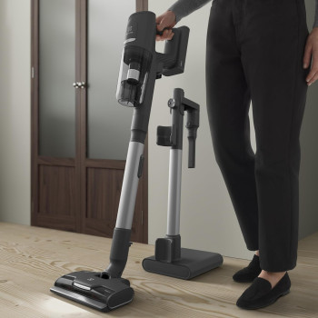 Electrolux Cordless Handheld Stick Vacuum Cleaner With Powerful Suction, Advanced 5 Step Filtration, Lightweight Upright Vacuum, Carpet, Wood, Pet Hair, Hard Floor, Cars, Black/Silver, EFP91813, 1 Year Warranty