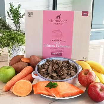 The Innocent Hound 1.5kg Air-Dried Wild Salmon Fishcakes with Sweet Potato Puppy and Adult Dry Dog Food