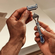 Gillette Skinguard Sensitive Blade Refills, 8 Count