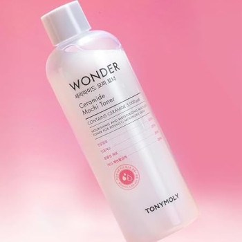 Tonymoly Moisturising Wonder Ceramide Mochi Toner With Soothing Effect 500ml
