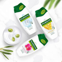 Palmolive Naturals Sensitive Shower Gel, 6 x 250 Ml, Cream Shower With Moisturising Milk