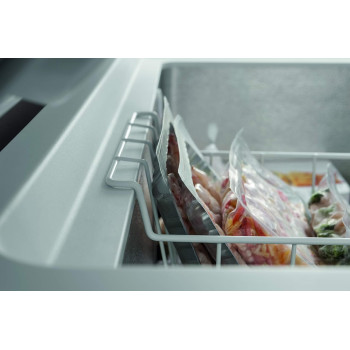 Ariston 251 Liters Single Door Chest Freezer, Deep Freezer With Storage Basket, Adjustable Temperature, AR340T