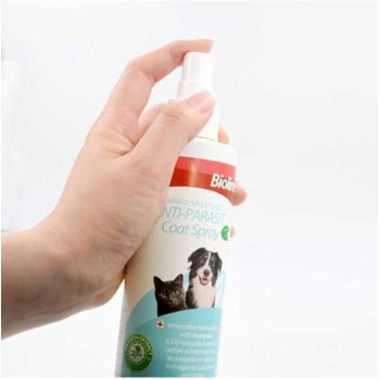 Bioline Anti-Flea And Tick Coat Spray For Pets, 207Ml